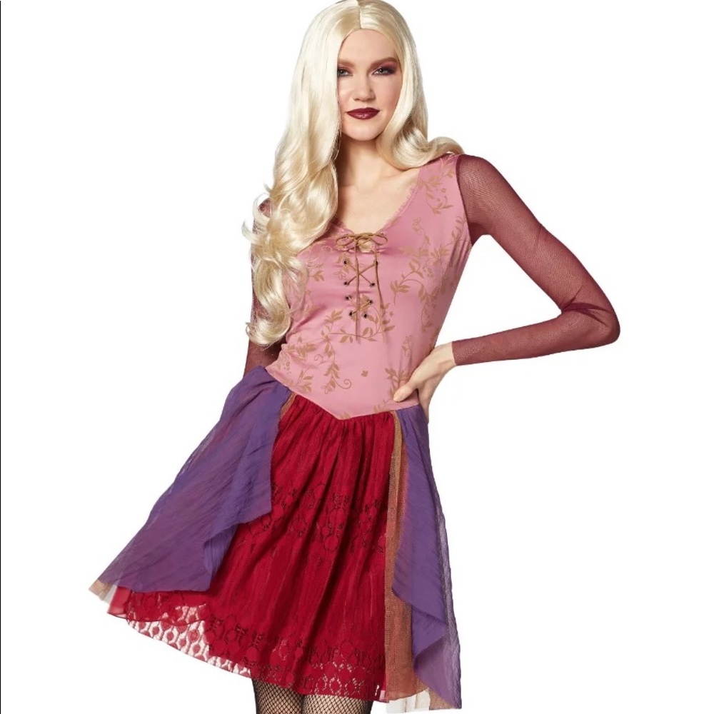 Sarah Sanderson Witch costume WITH glitter cape; only worn once- like new